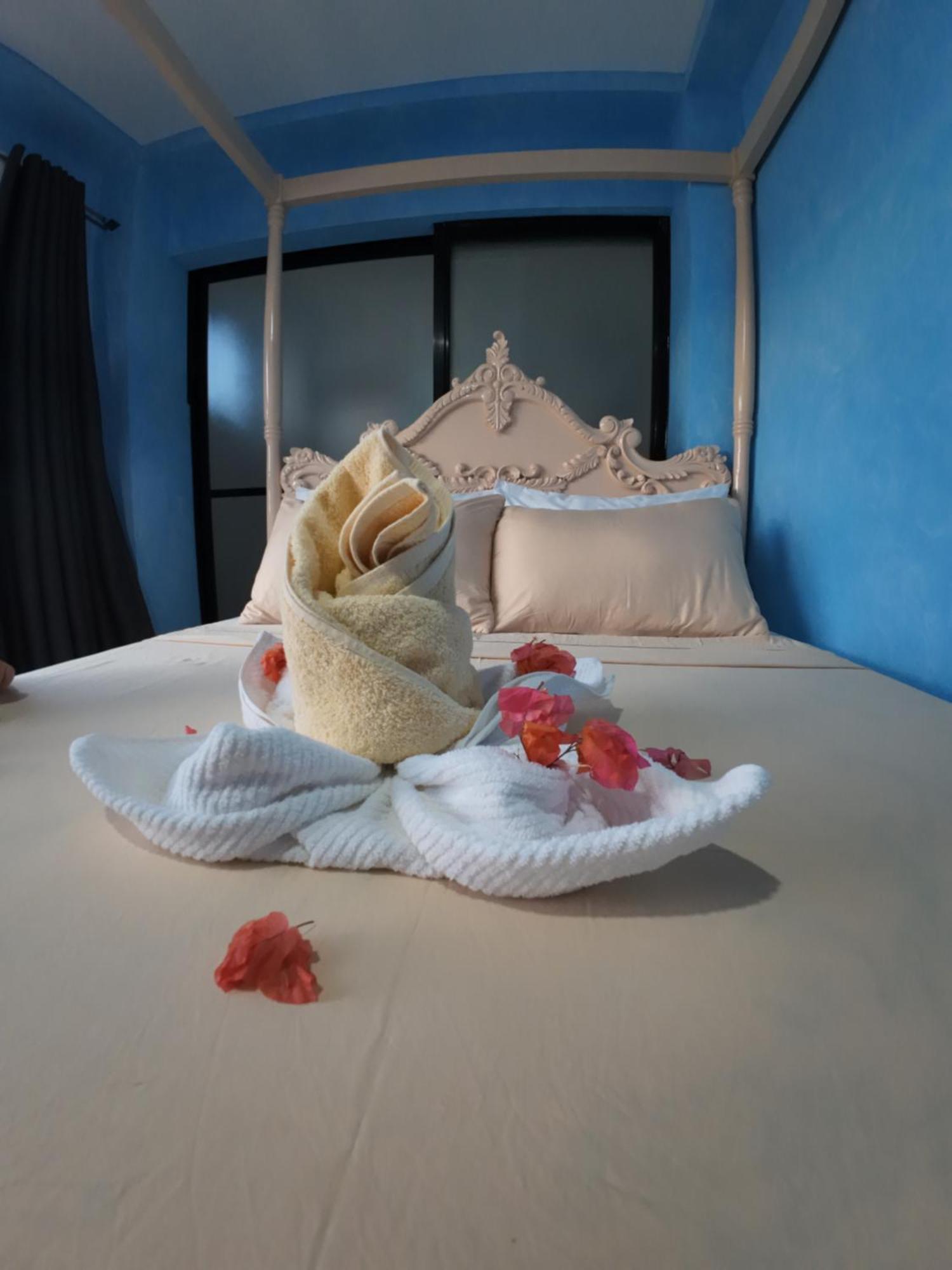 La Salangane Beach Hotel - Downtown 爱妮岛 外观 照片